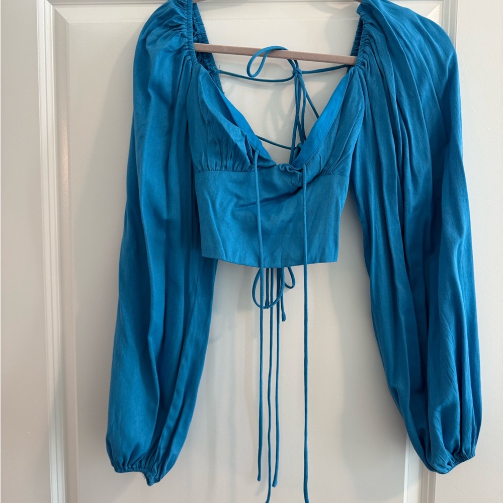 Boutique open back long sleeve crop top